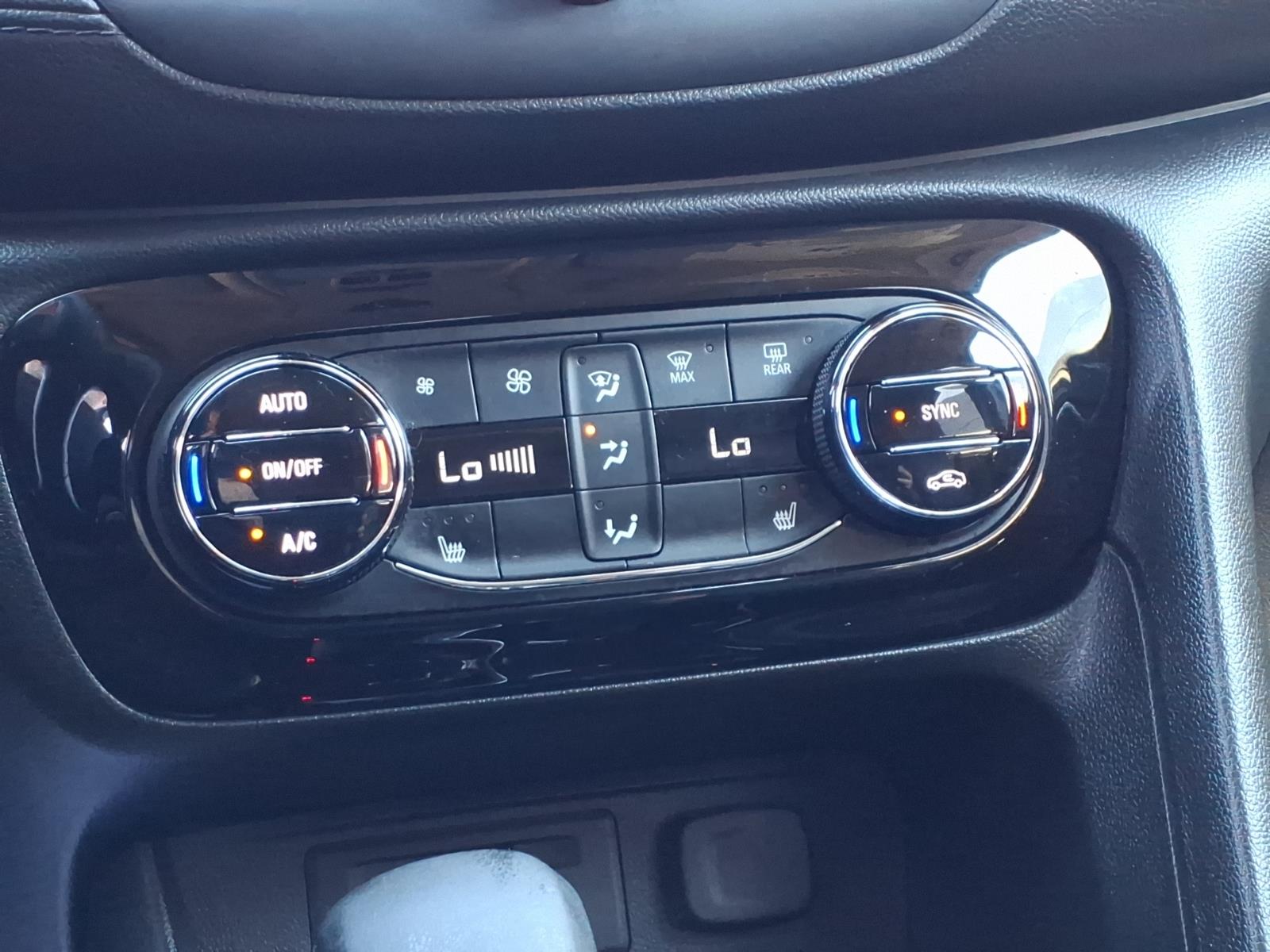 2021 Buick Encore GX photo 24 of 30