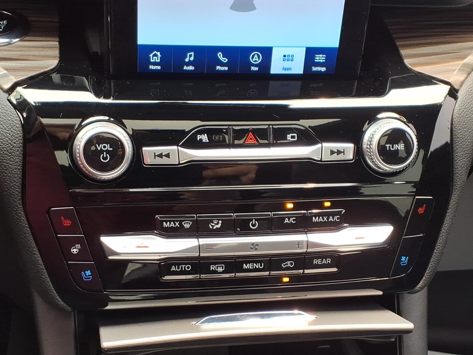 2023 Ford Explorer Limited Iconic Silver at Memorial Highway Chevrolet