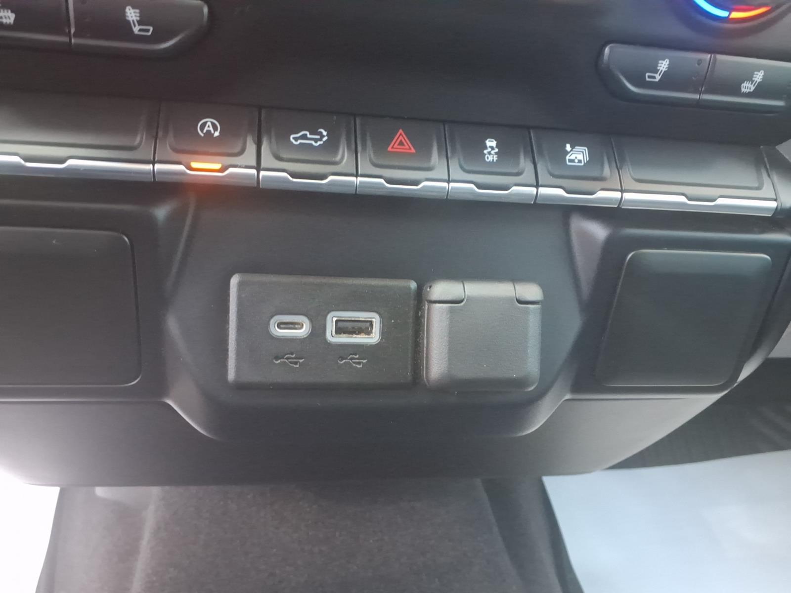 2020 Chevrolet Silverado 1500 LT Light Autumnwood Metallic at Team Chevrolet Buick GMC