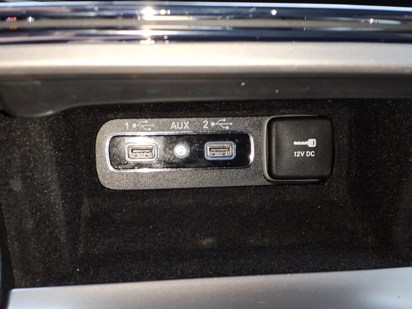 2019 Jeep Grand Cherokee Limited Billet Silver Metallic Clear Coat at Team Chevrolet Buick GMC
