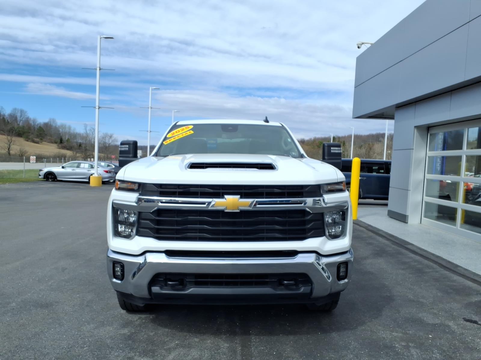 2025 Chevrolet Silverado 2500HD LT - 2