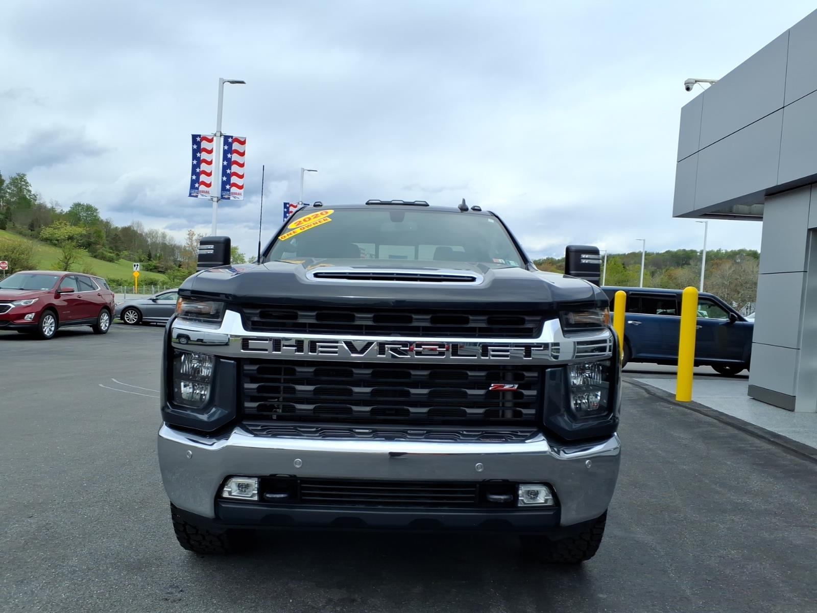 2020 Chevrolet Silverado 2500HD LT - 2