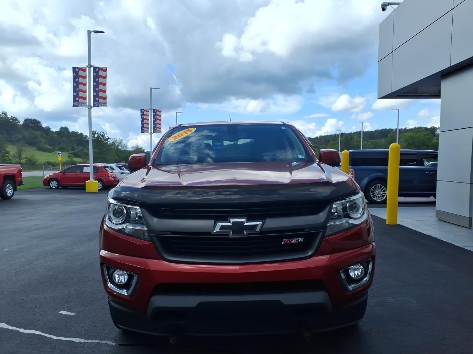 2015 Chevrolet Colorado photo 3 of 27