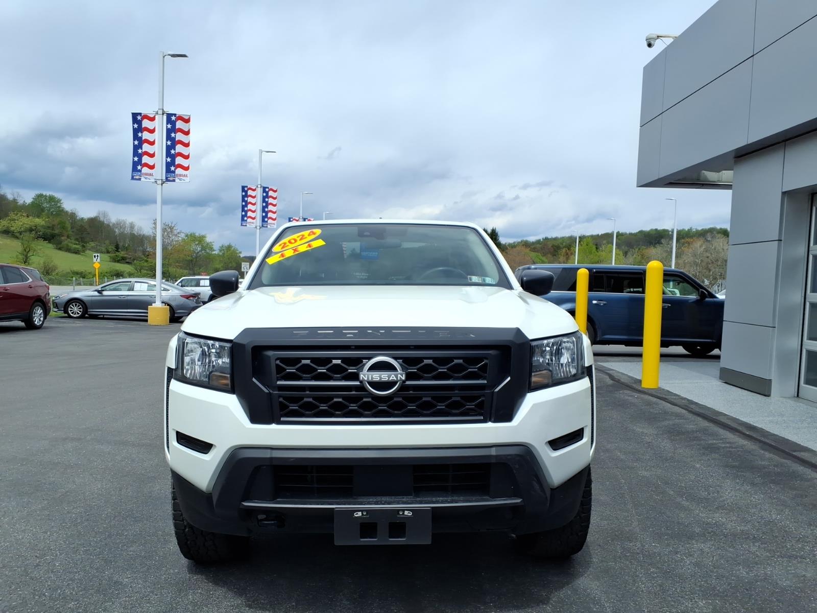 2024 Nissan Frontier S - 2