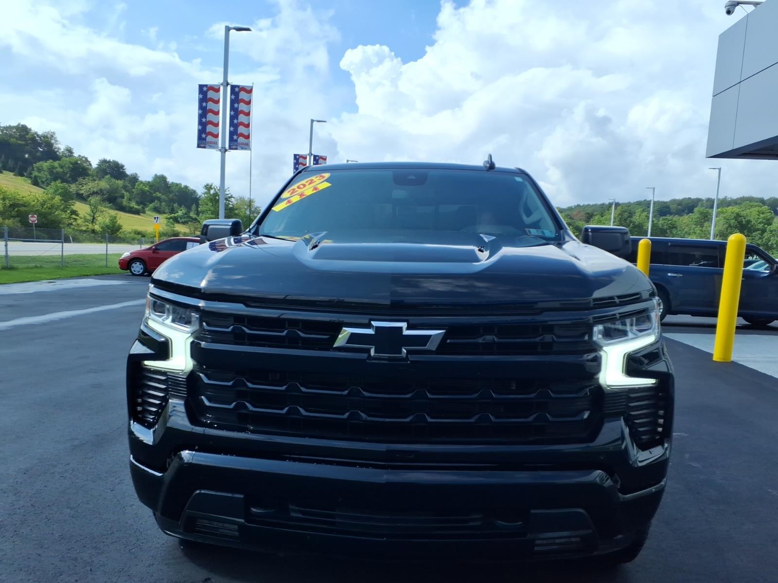 2023 Chevrolet Silverado 1500 RST - 2