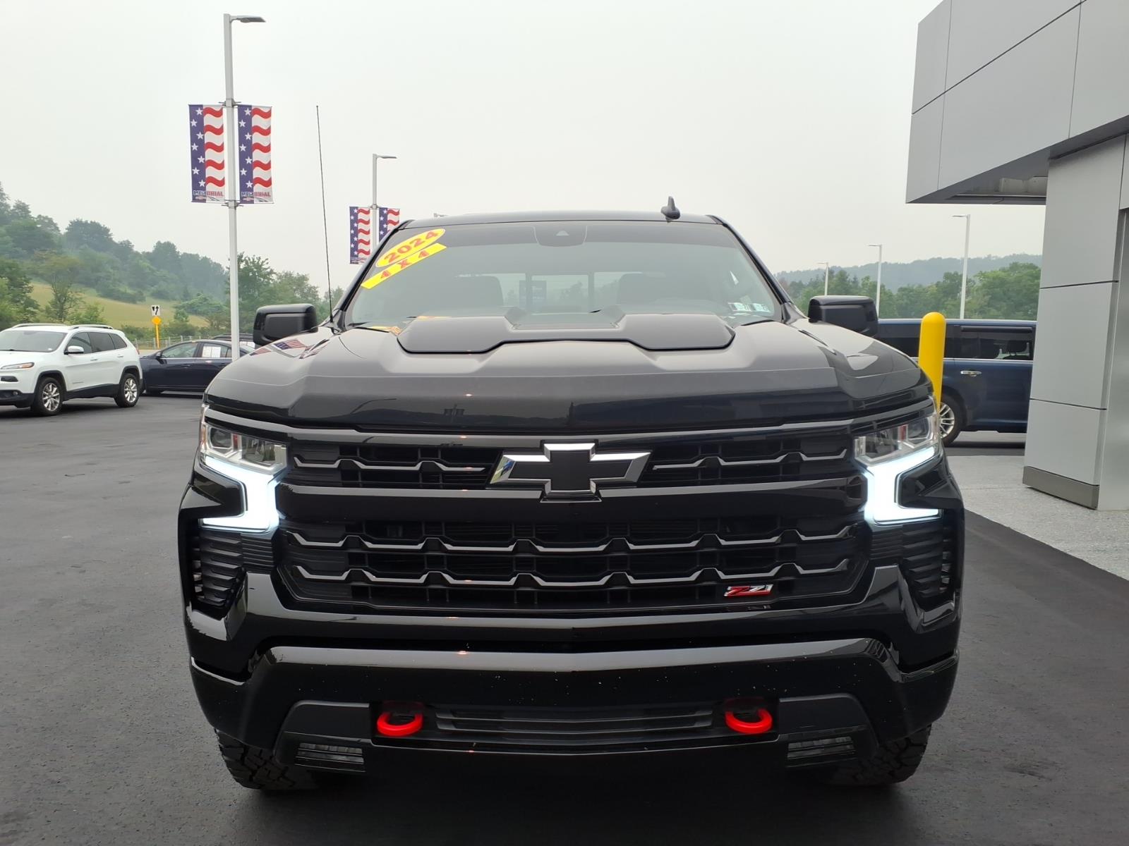 2024 Chevrolet Silverado 1500 LT Trail Boss - 2