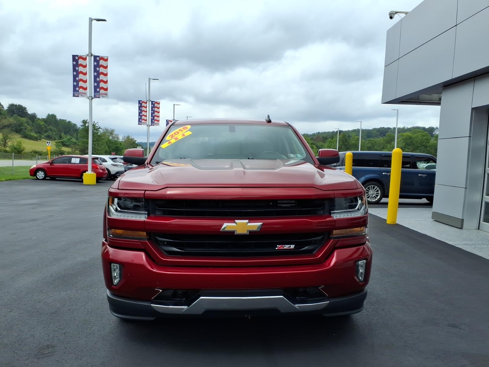 2018 Chevrolet Silverado 1500 photo 3 of 26