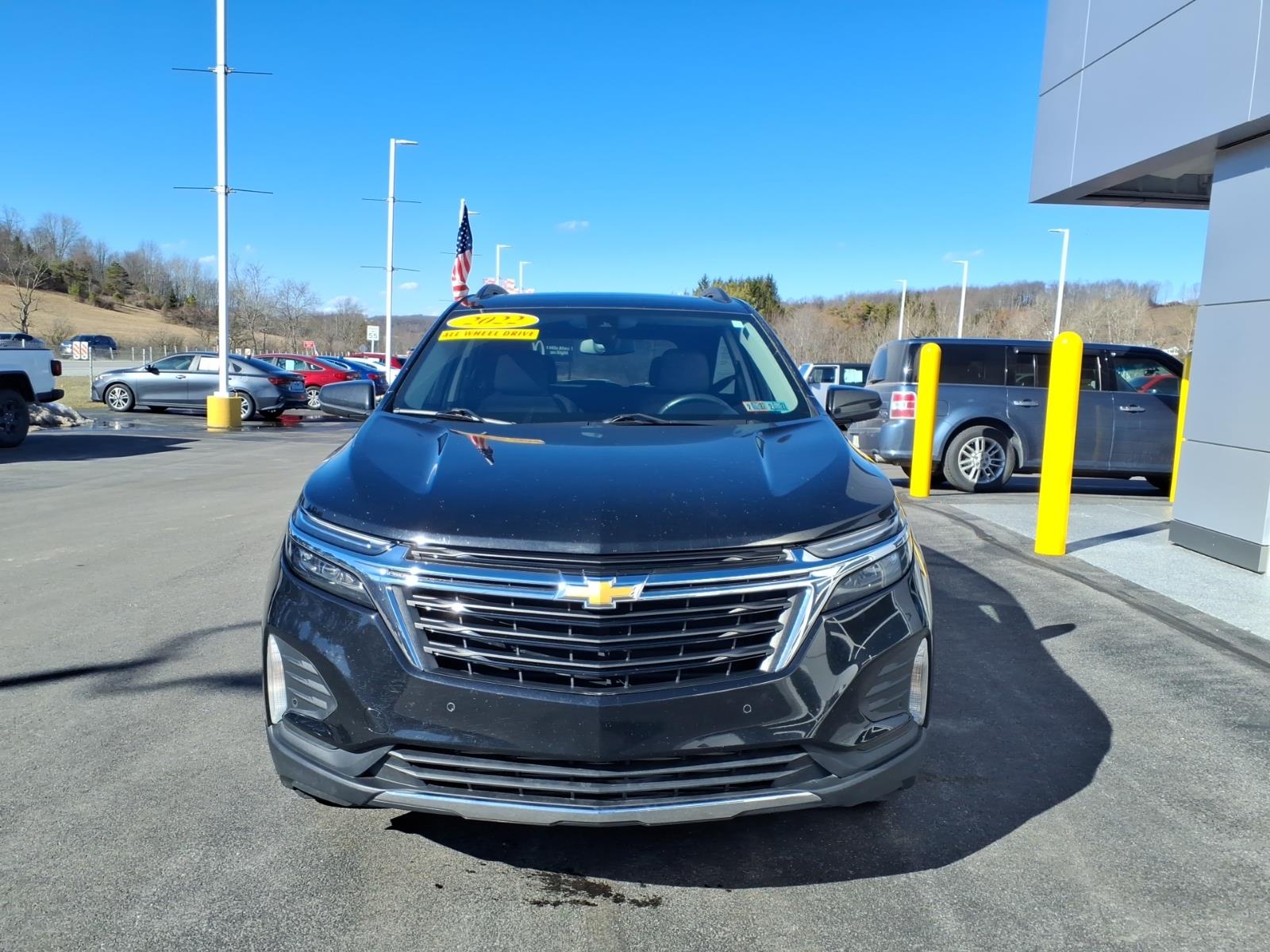 2022 Chevrolet Equinox LT - 2
