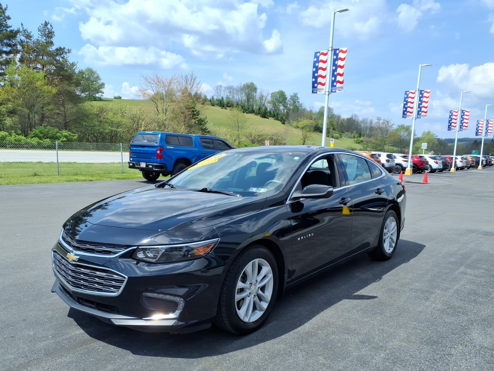 2016 Chevrolet Malibu LT - 3
