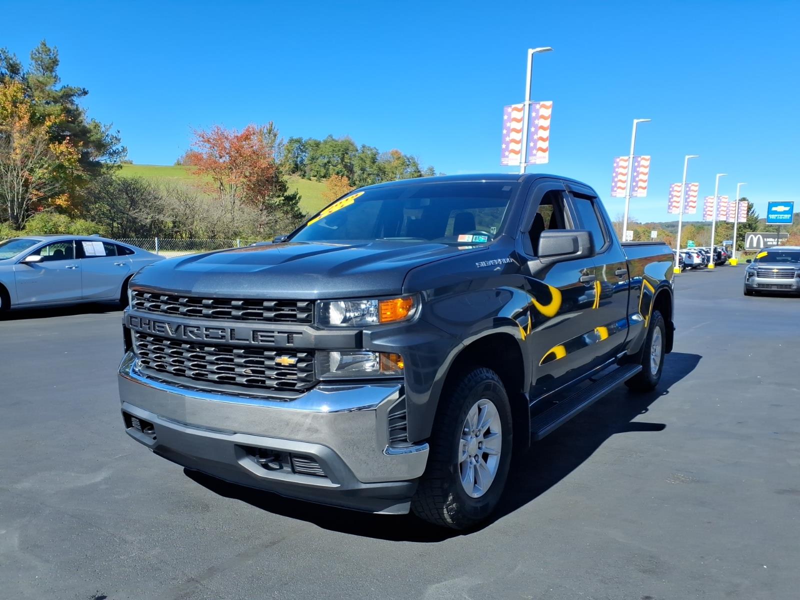 2019 Chevrolet Silverado 1500 photo 4 of 24