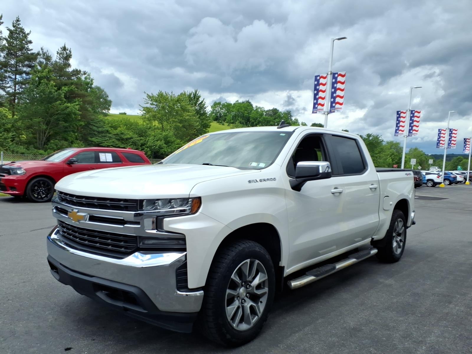 2020 Chevrolet Silverado 1500 LT Summit White at Memorial Highway Chevrolet