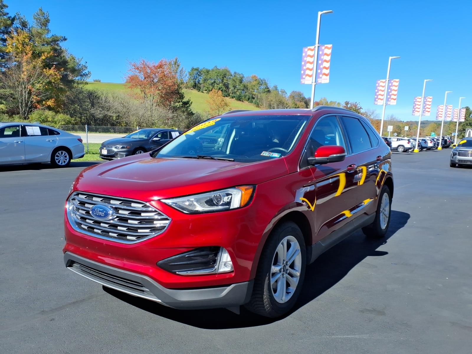 2019 Ford Edge photo 4 of 26