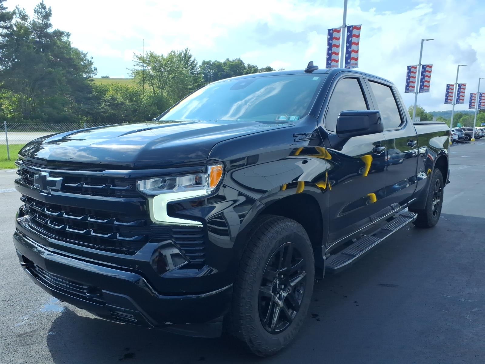 2023 Chevrolet Silverado 1500 RST - 3
