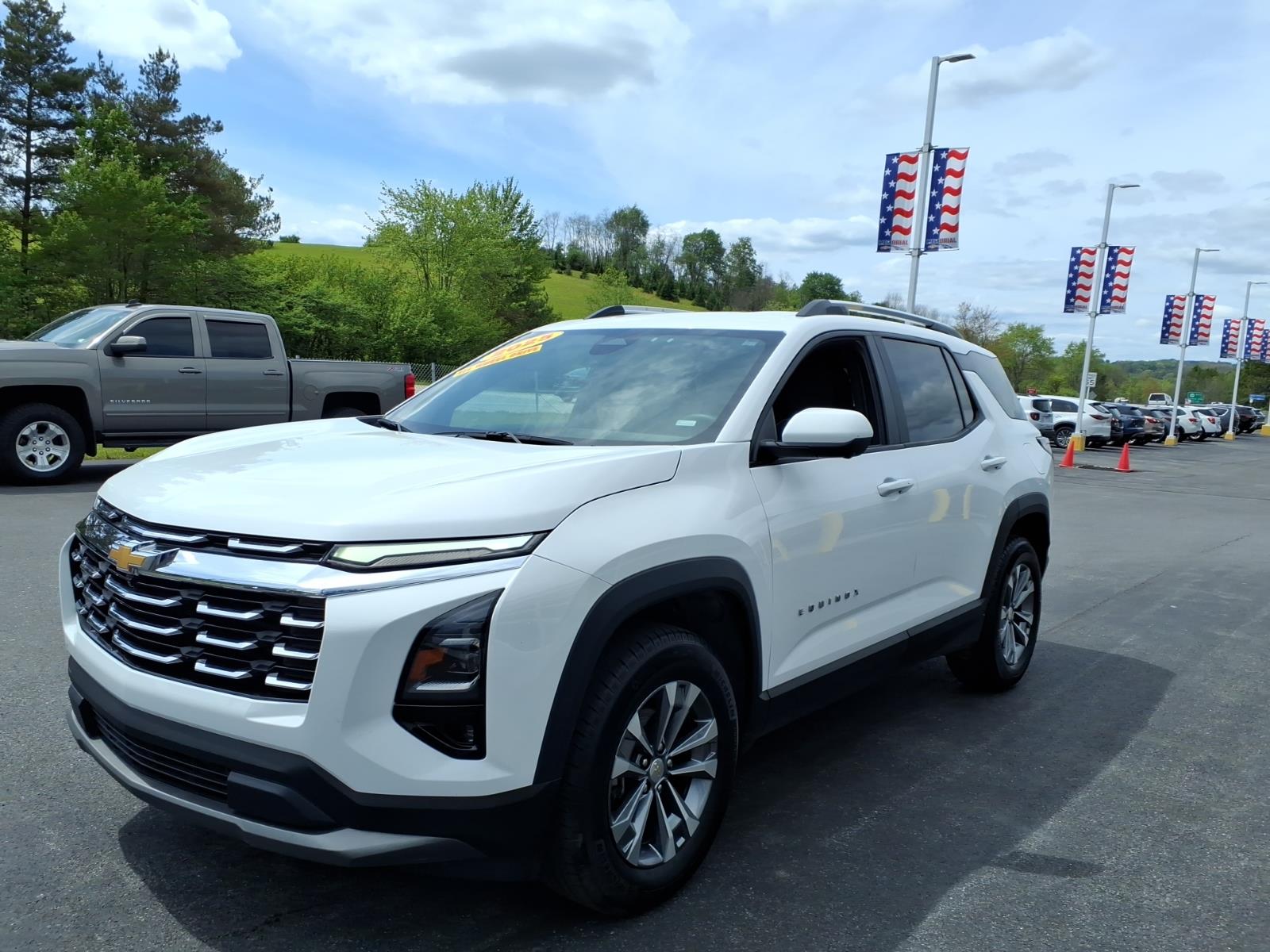 2025 Chevrolet Equinox LT Summit White at Team Chevrolet Buick GMC