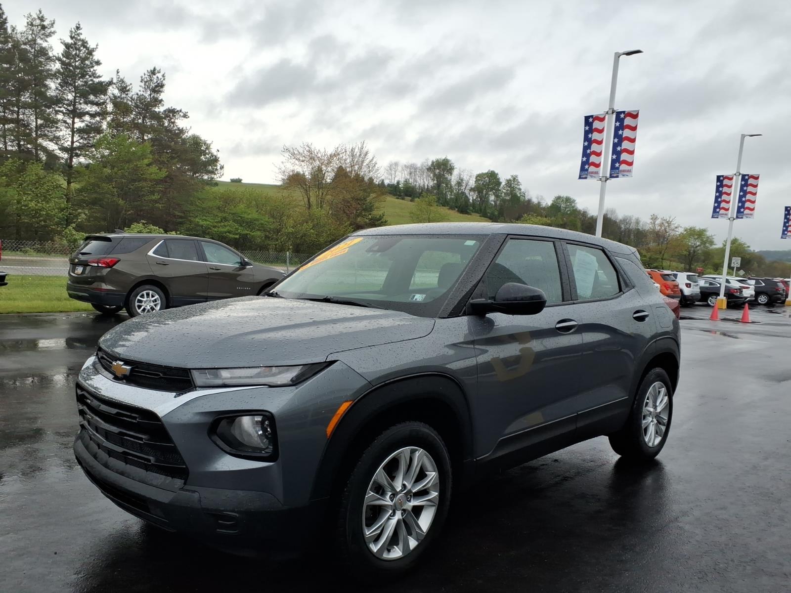 2021 Chevrolet Trailblazer LS - 3