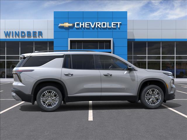 2026 Chevrolet Traverse photo 5 of 24