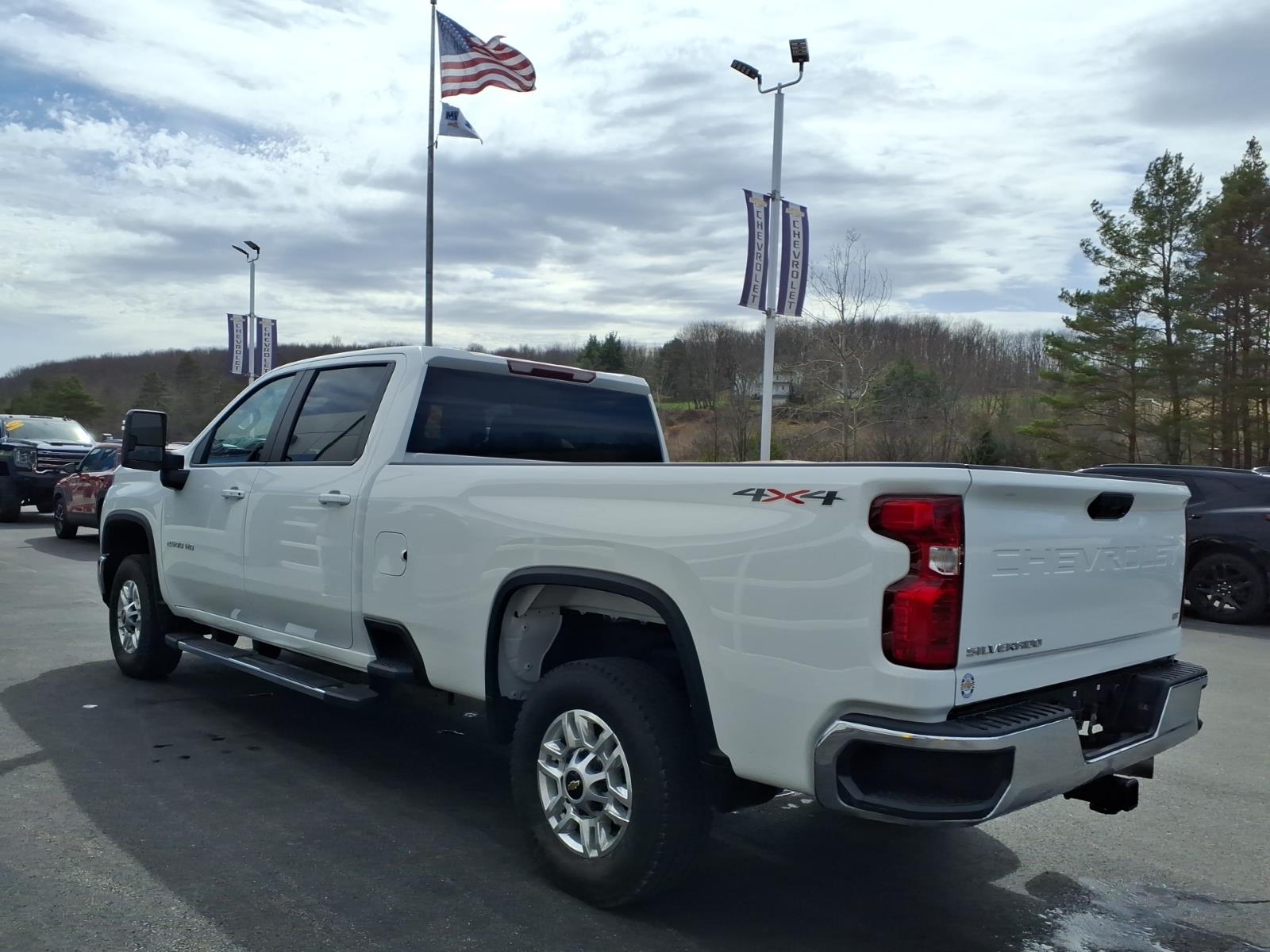 2025 Chevrolet Silverado 2500HD LT - 4