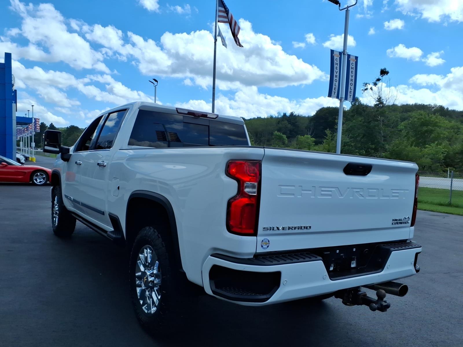 2024 Chevrolet Silverado 2500HD photo 5 of 29