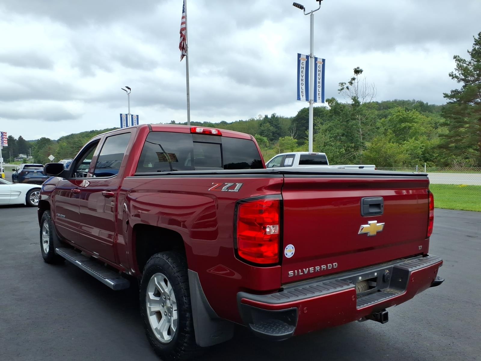 2018 Chevrolet Silverado 1500 photo 5 of 26