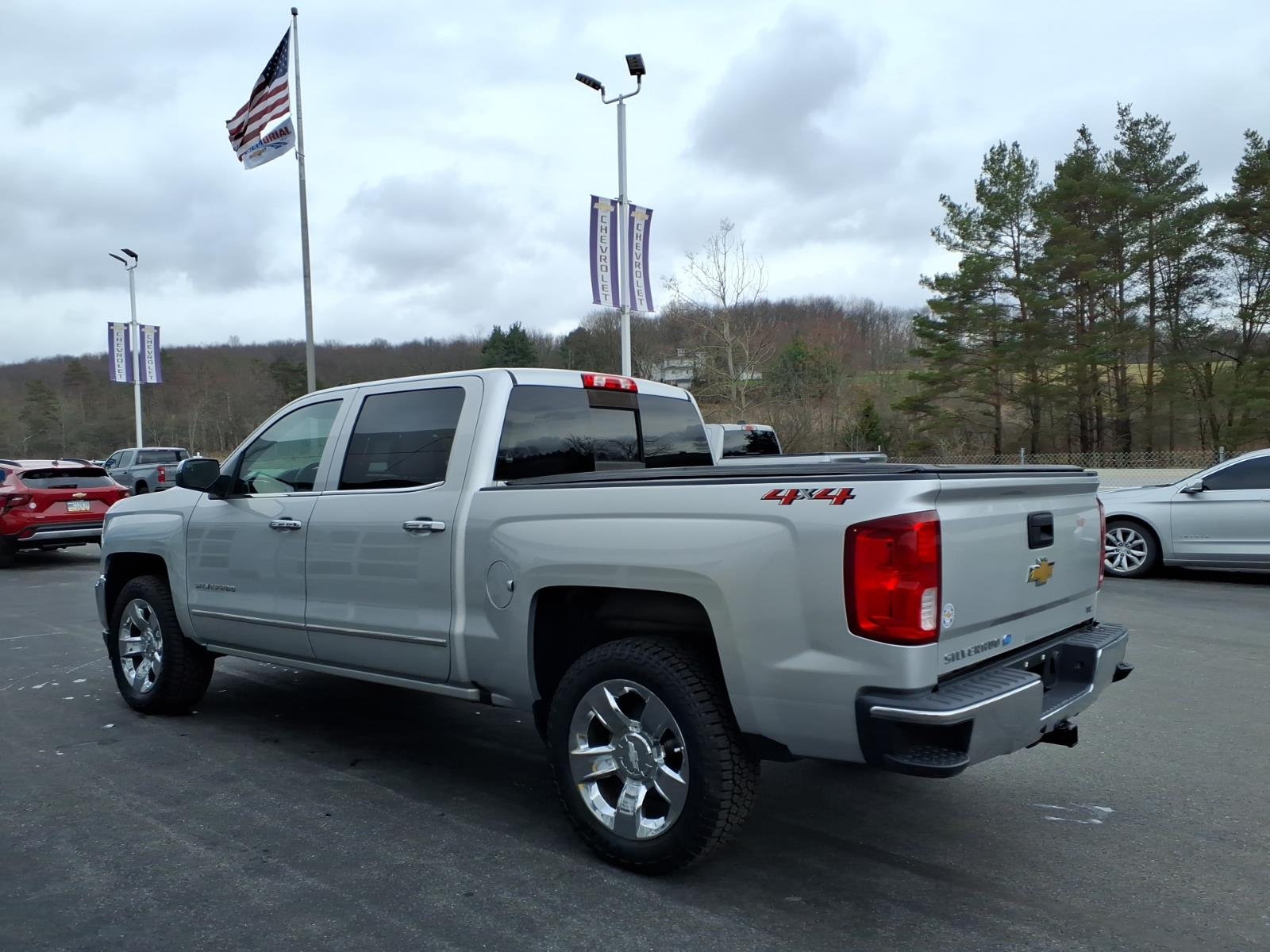 2018 Chevrolet Silverado 1500 LTZ - 4