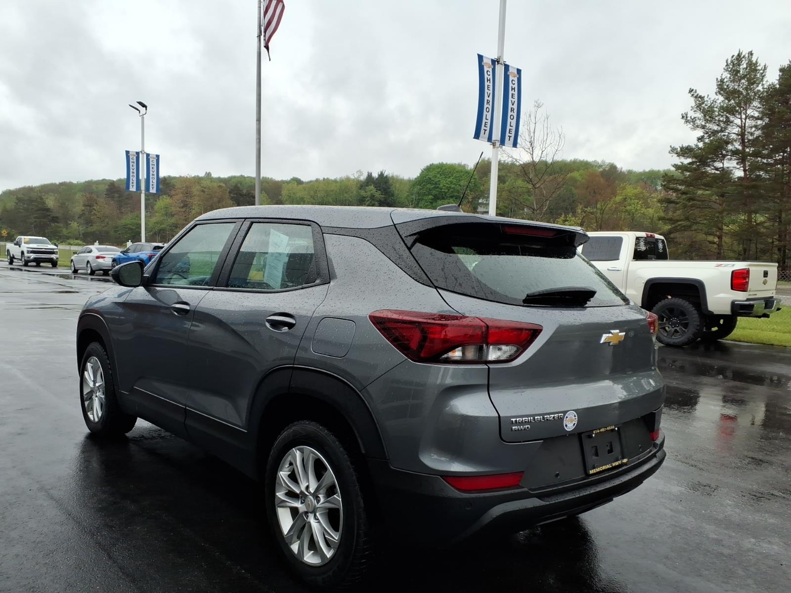 2021 Chevrolet Trailblazer LS - 4