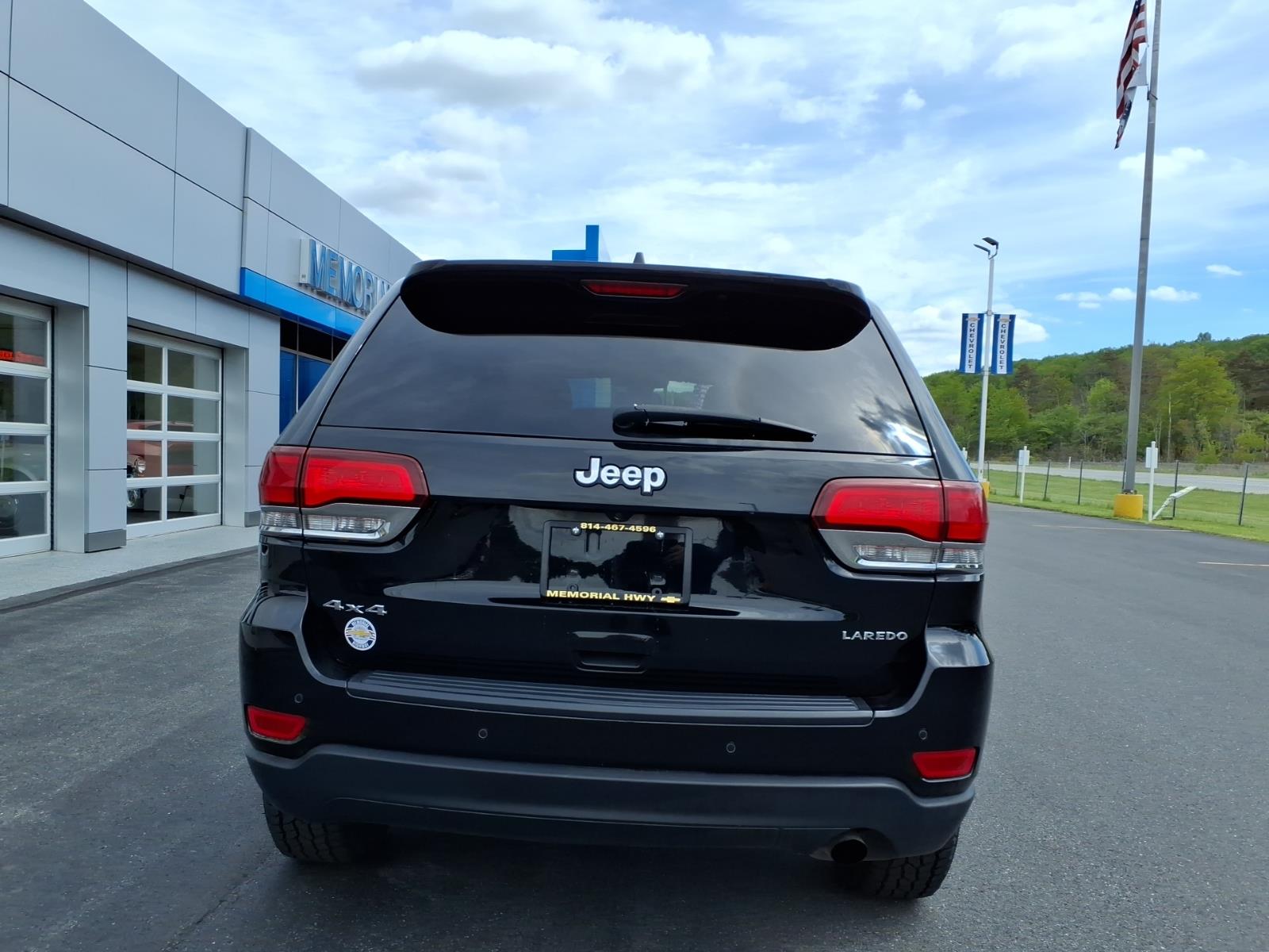 2020 Jeep Grand Cherokee Laredo E - 5