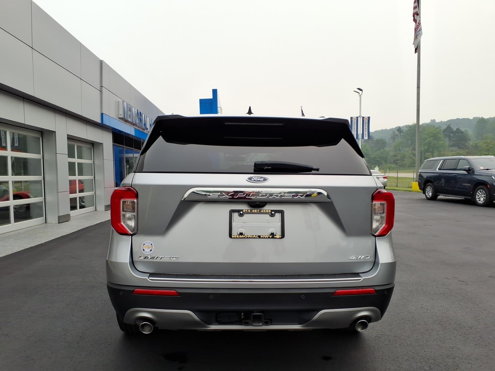 2023 Ford Explorer Limited Iconic Silver at Memorial Highway Chevrolet