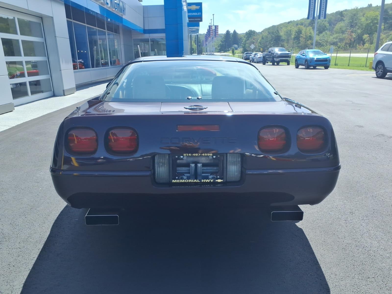 1992 Chevrolet Corvette photo 6 of 24