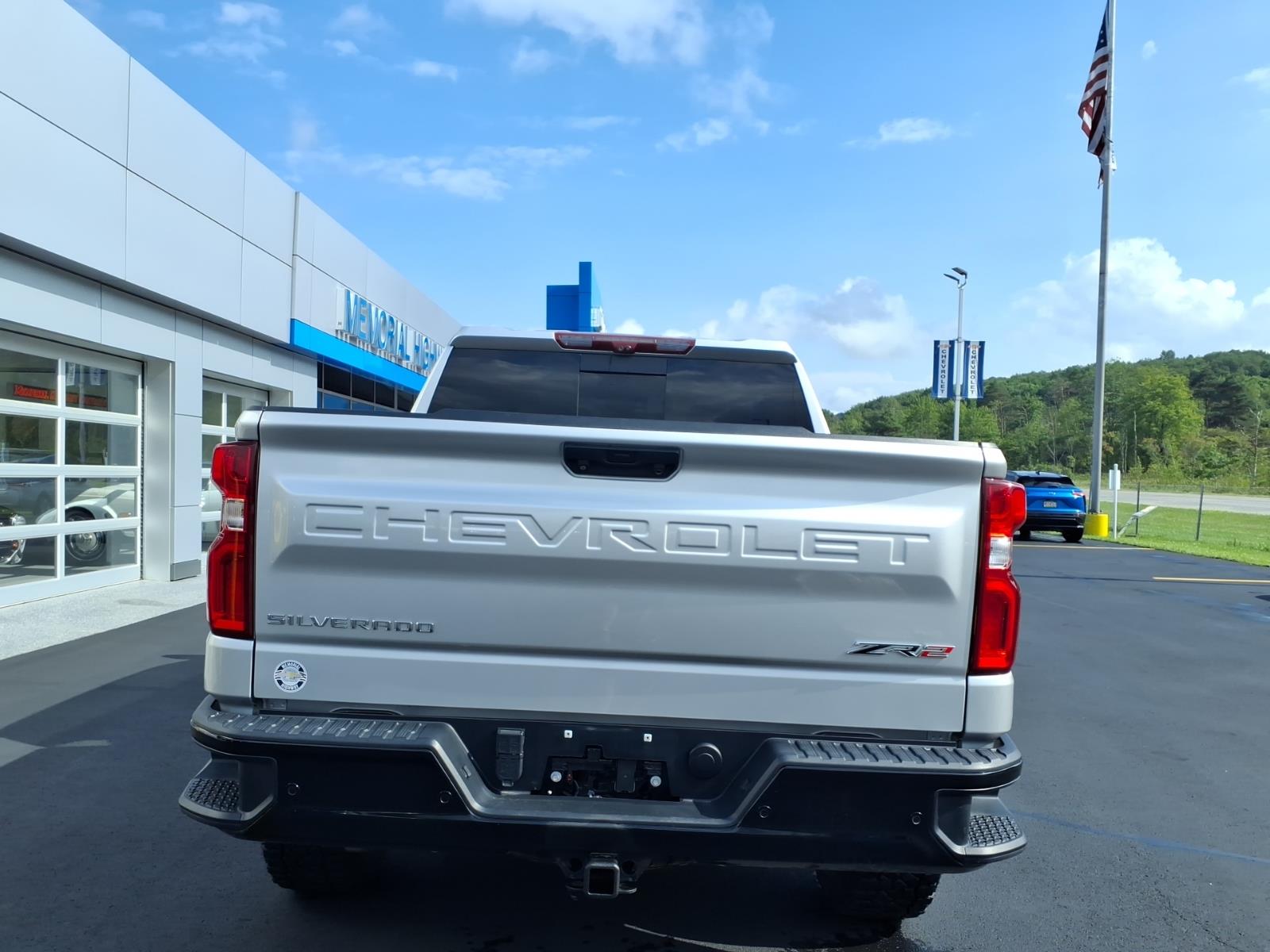 2022 Chevrolet Silverado 1500 ZR2 - 5