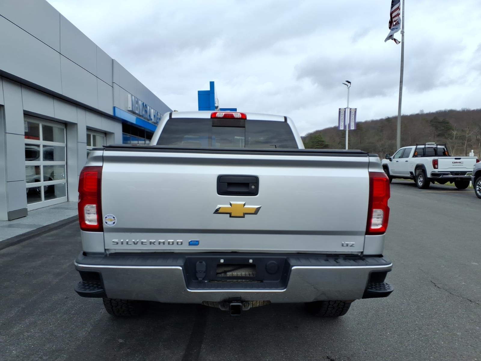 2018 Chevrolet Silverado 1500 LTZ - 5