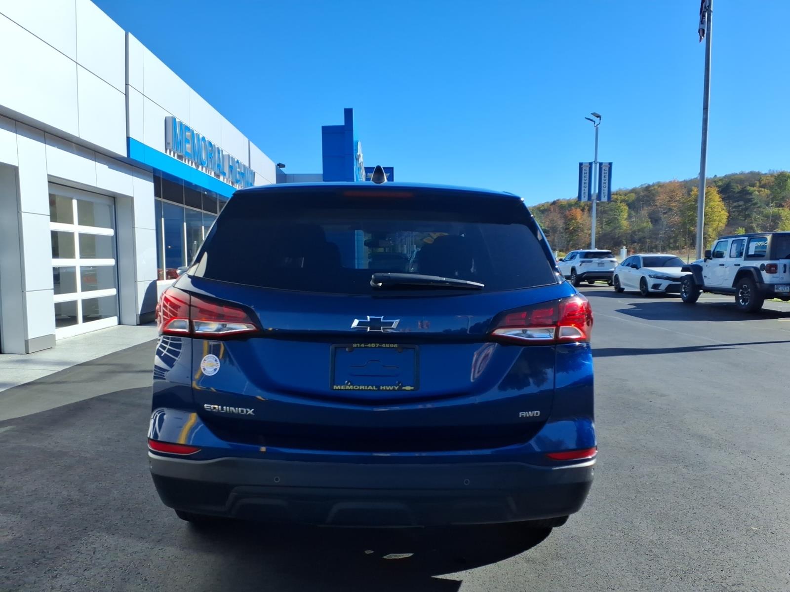 2022 Chevrolet Equinox photo 6 of 28