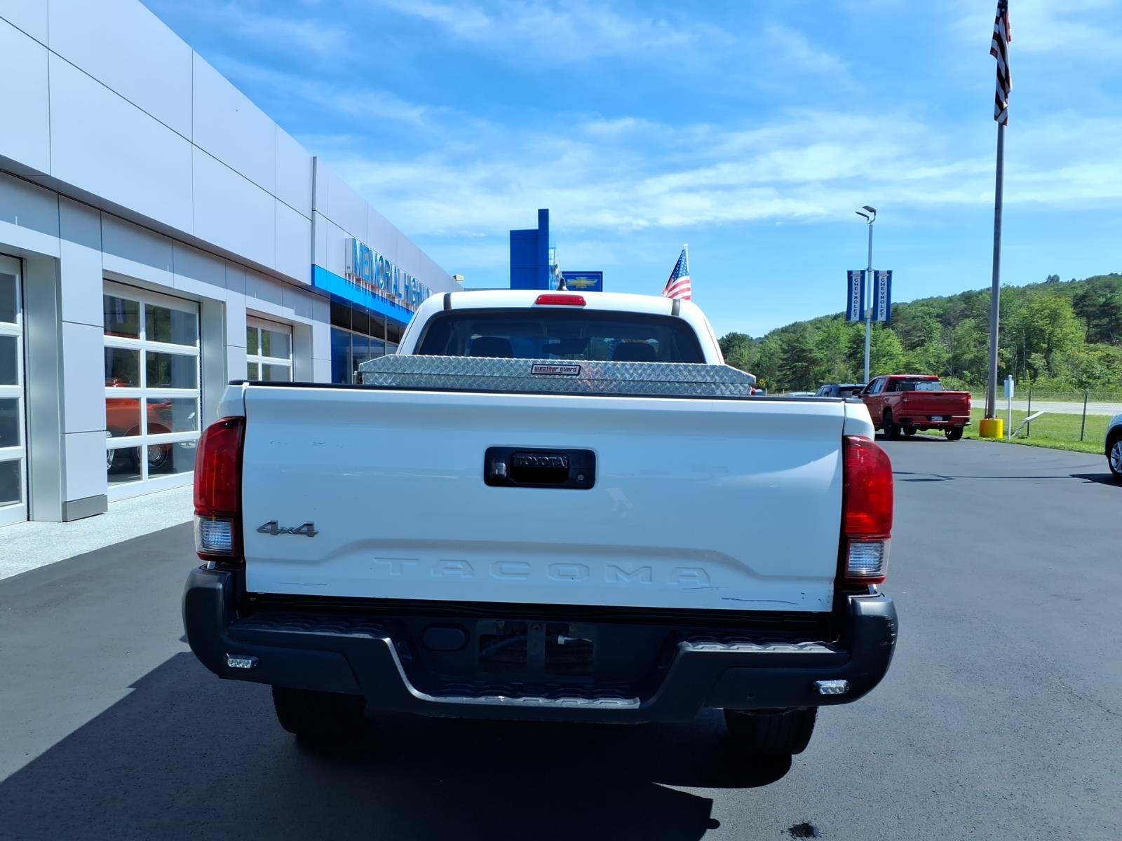 2022 Toyota Tacoma SR5 - 5
