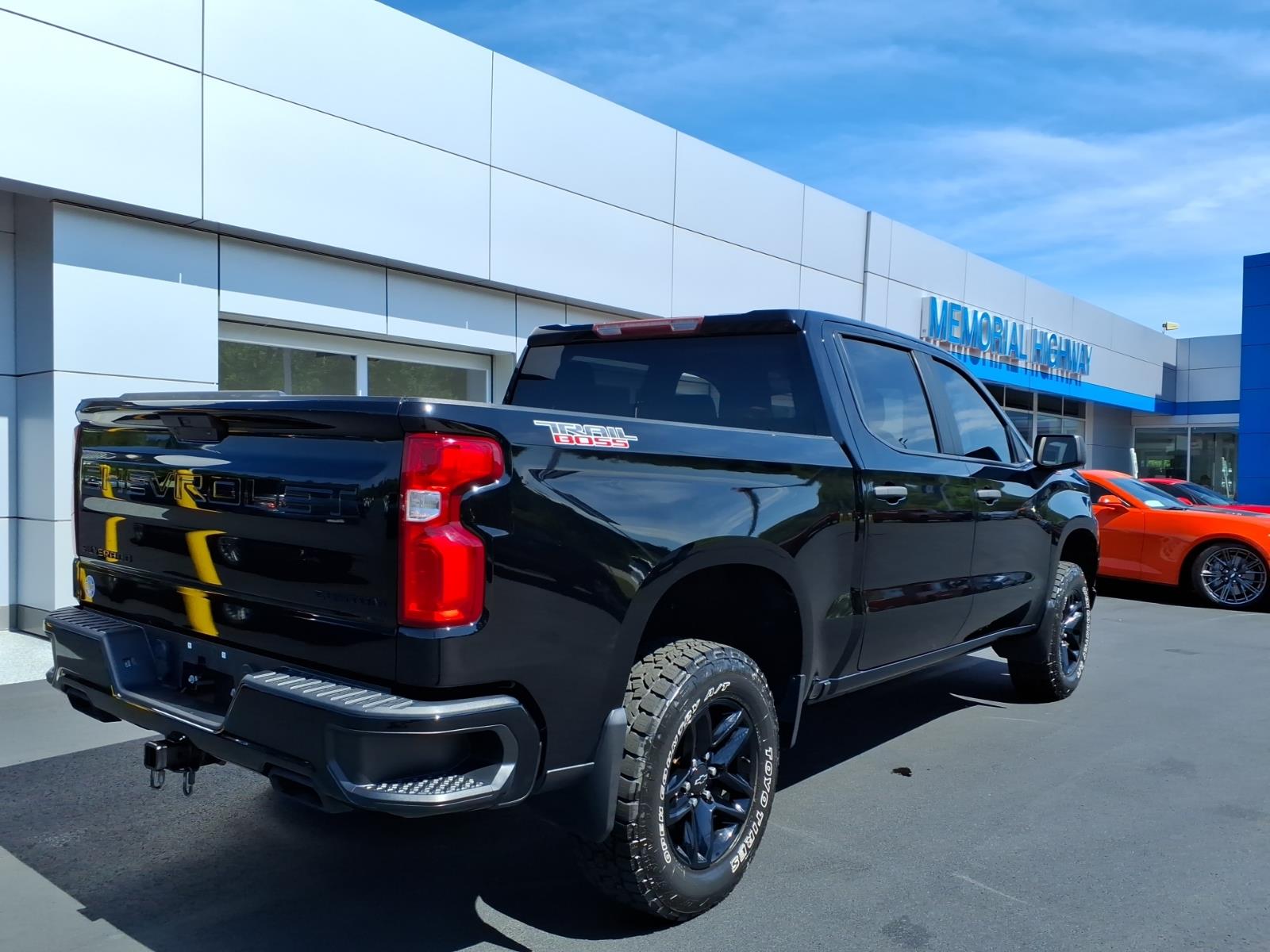2021 Chevrolet Silverado 1500 Custom Trail Boss Black at Team Chevrolet Buick GMC