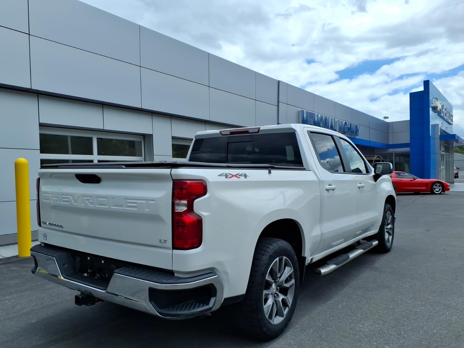 2020 Chevrolet Silverado 1500 LT Summit White at Memorial Highway Chevrolet
