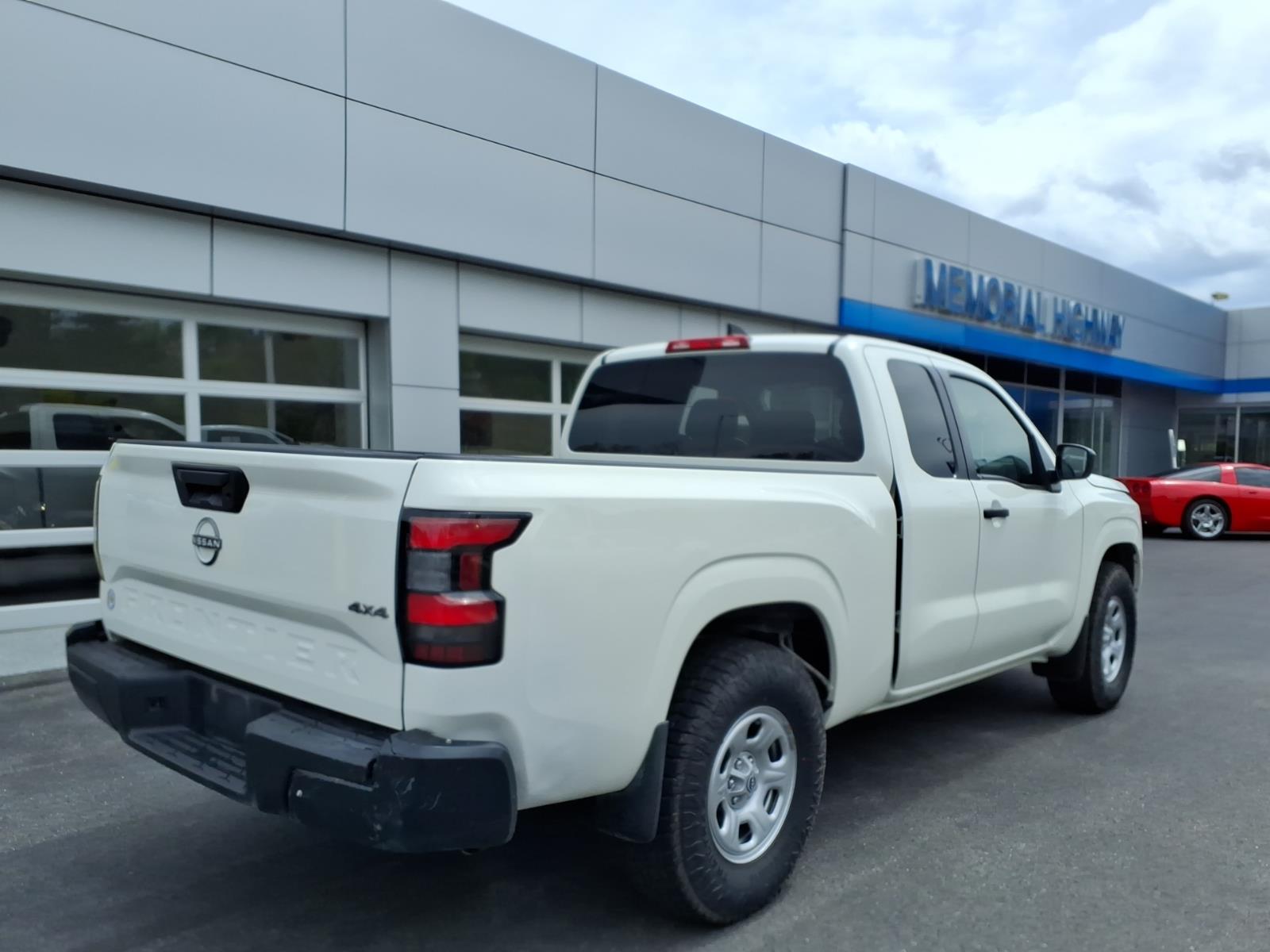 2024 Nissan Frontier S - 6