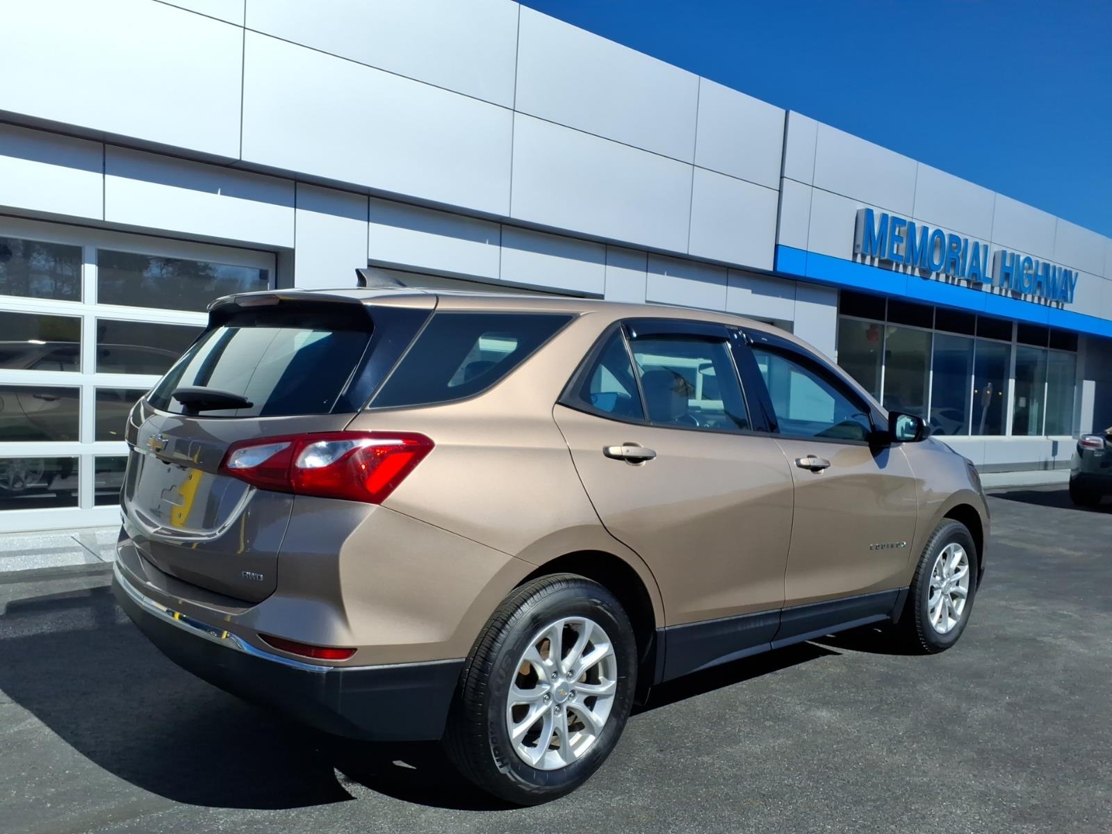 2018 Chevrolet Equinox LS - 6