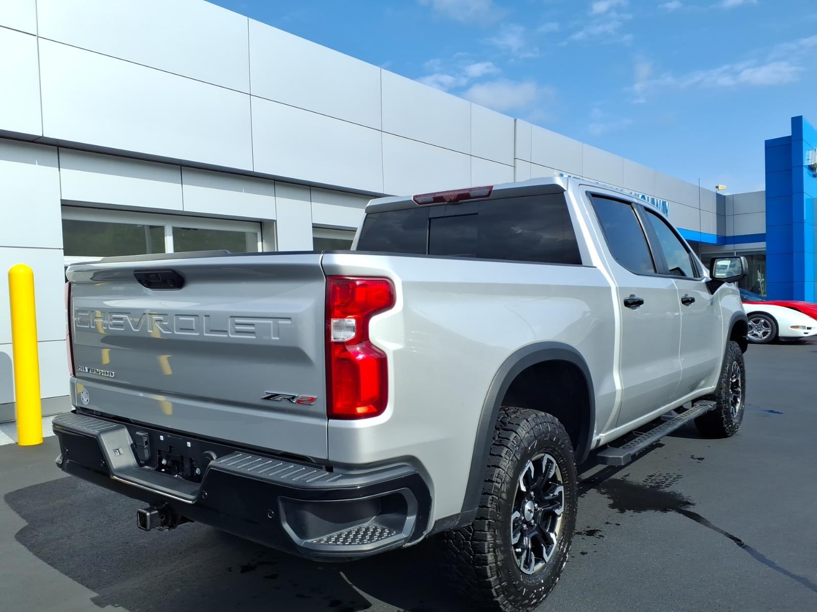 2022 Chevrolet Silverado 1500 ZR2 - 6
