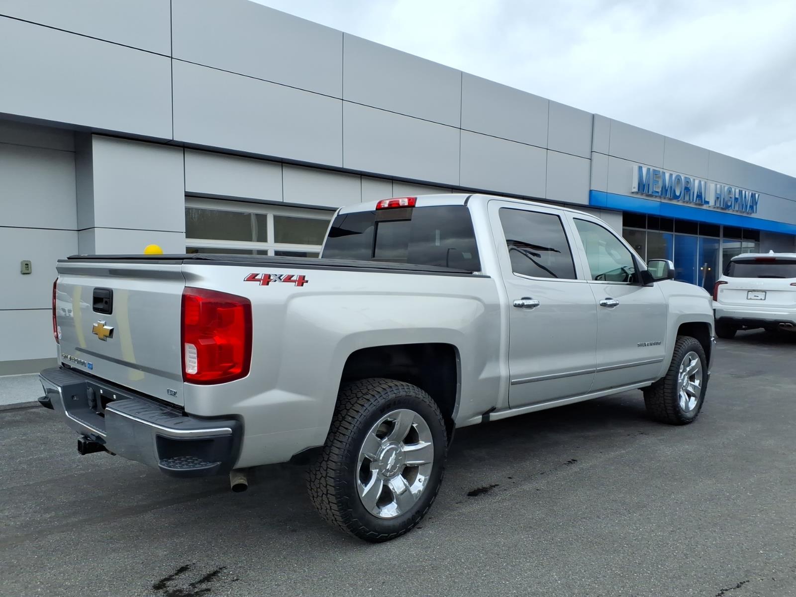2018 Chevrolet Silverado 1500 LTZ - 6