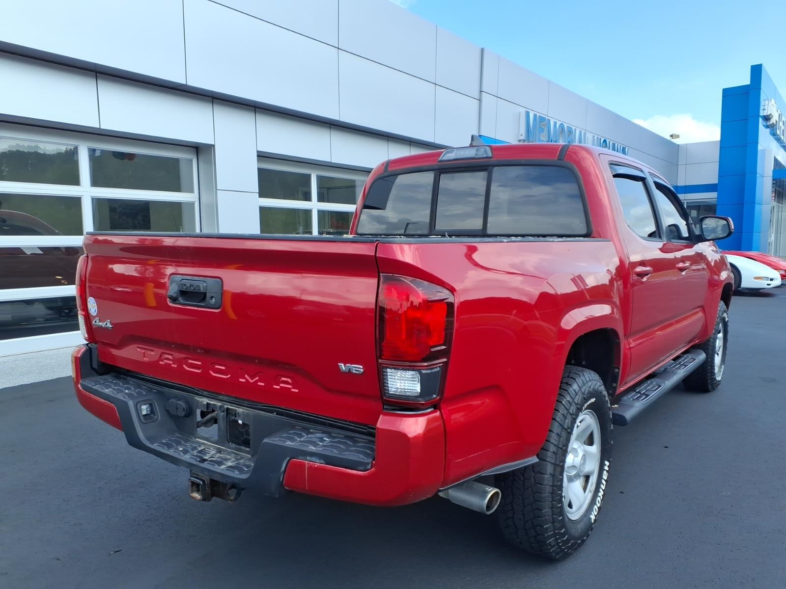 2018 Toyota Tacoma SR V6 - 6