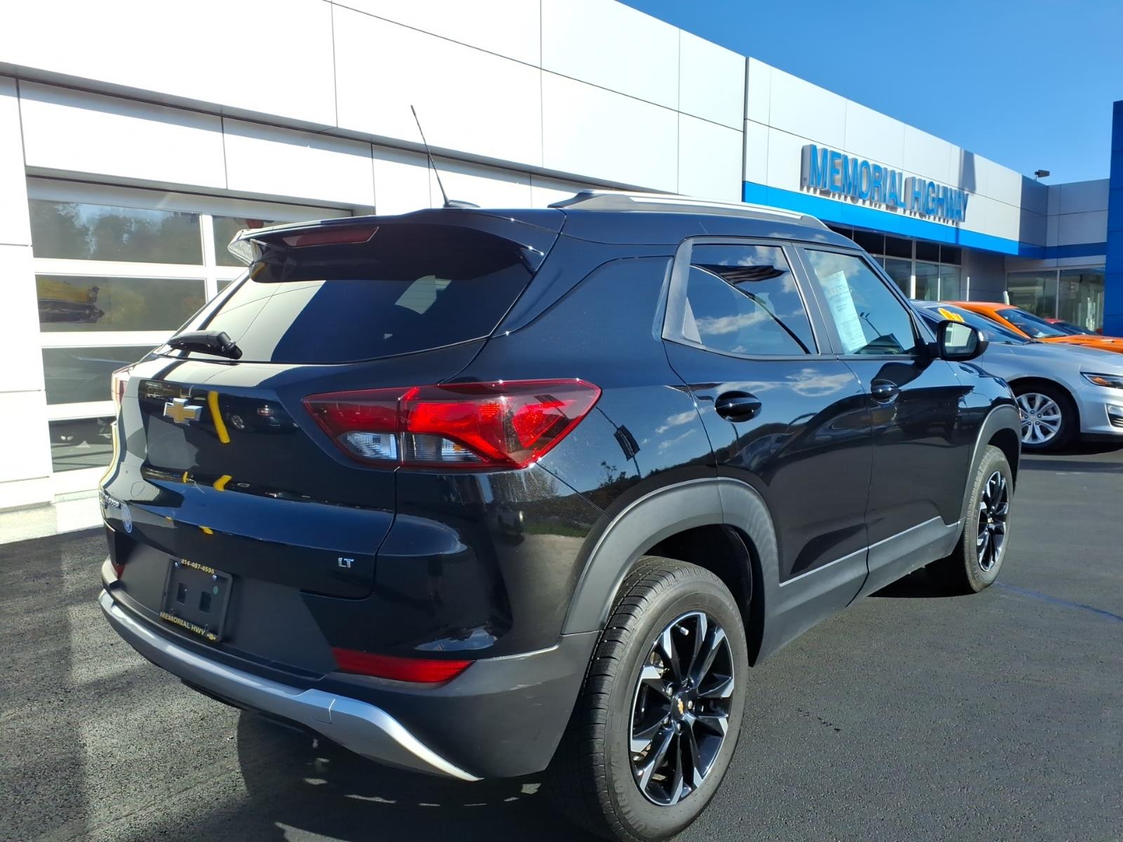 2023 Chevrolet Trailblazer photo 7 of 26