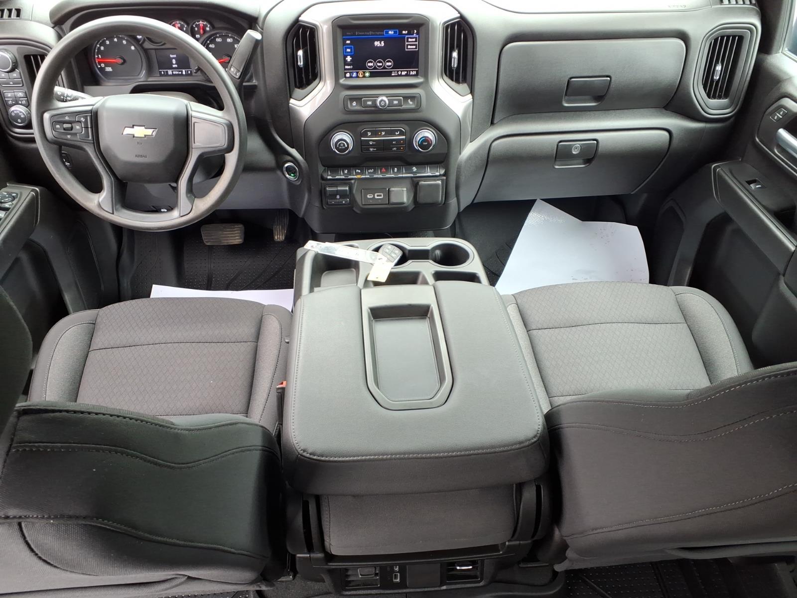 2025 Chevrolet Silverado 2500HD Custom - 7