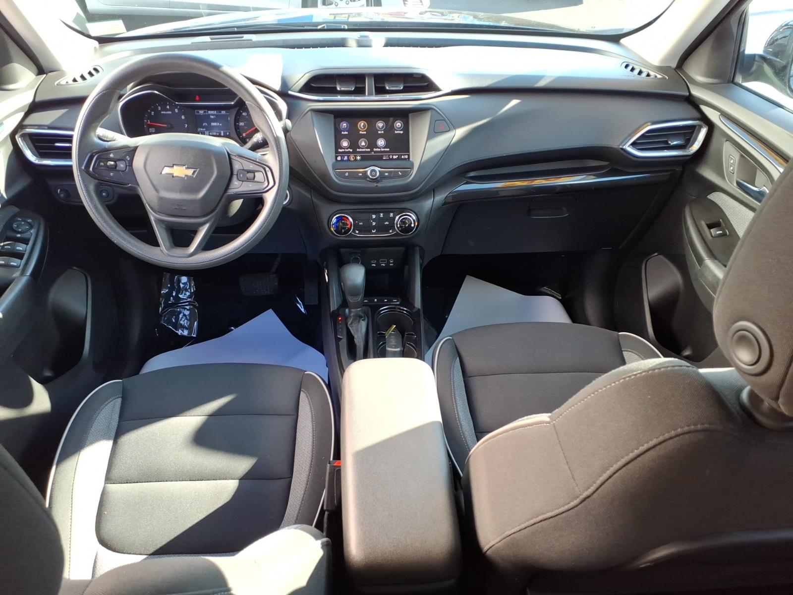 2023 Chevrolet Trailblazer photo 8 of 26