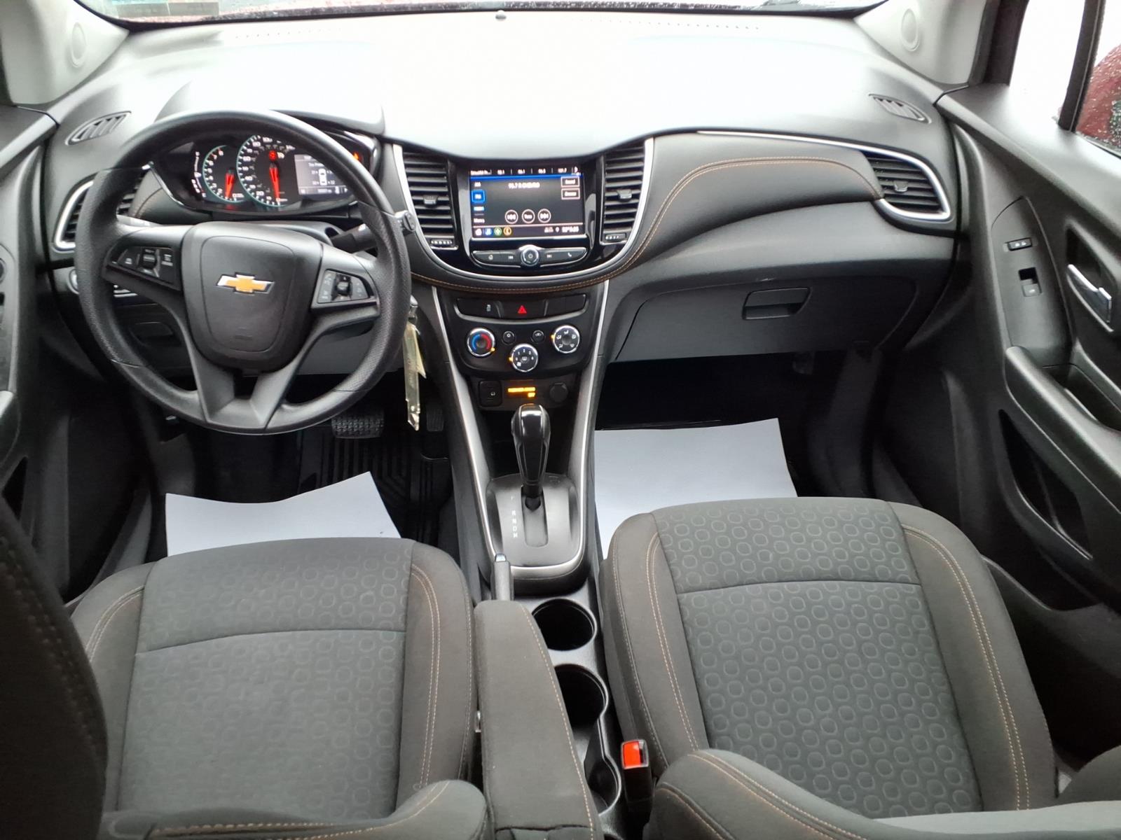 2021 Chevrolet Trax LS - 7