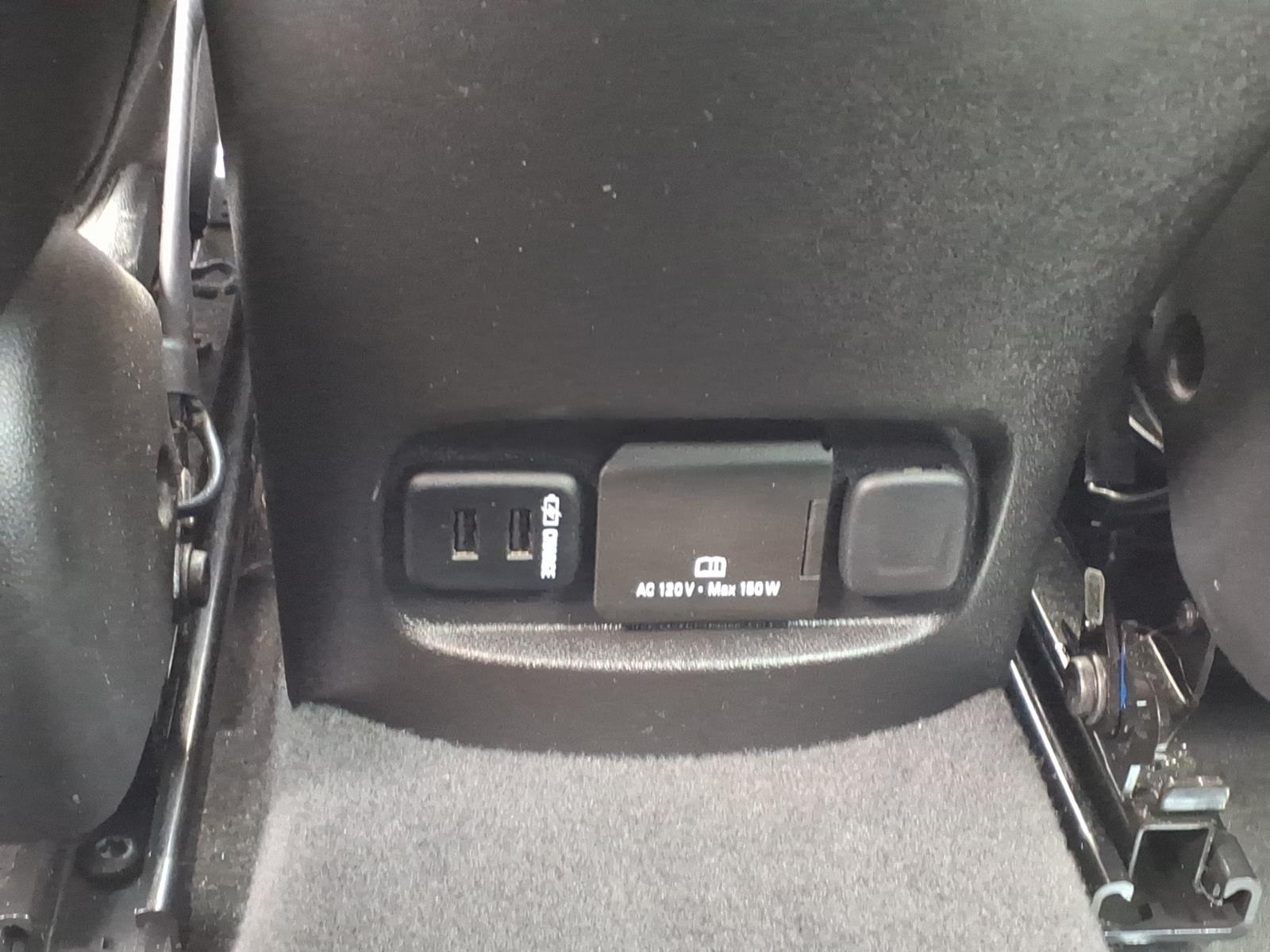 2016 Chevrolet Malibu LT - 8