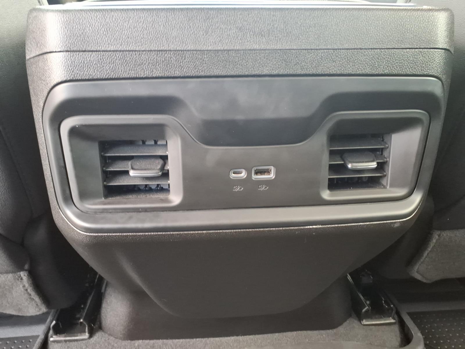 2023 Chevrolet Silverado 1500 RST - 8