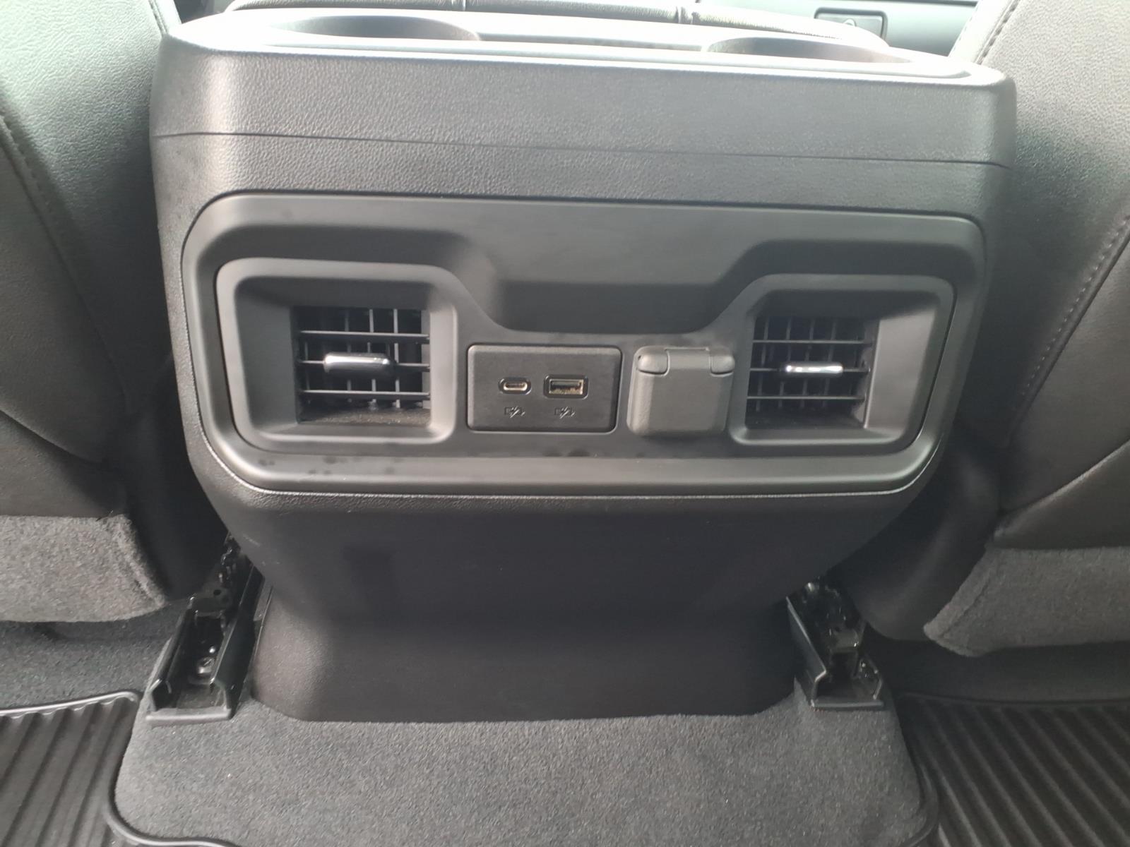 2021 Chevrolet Silverado 1500 RST - 8