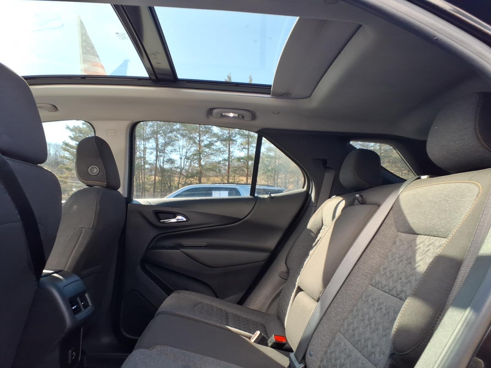 2022 Chevrolet Equinox LT - 8