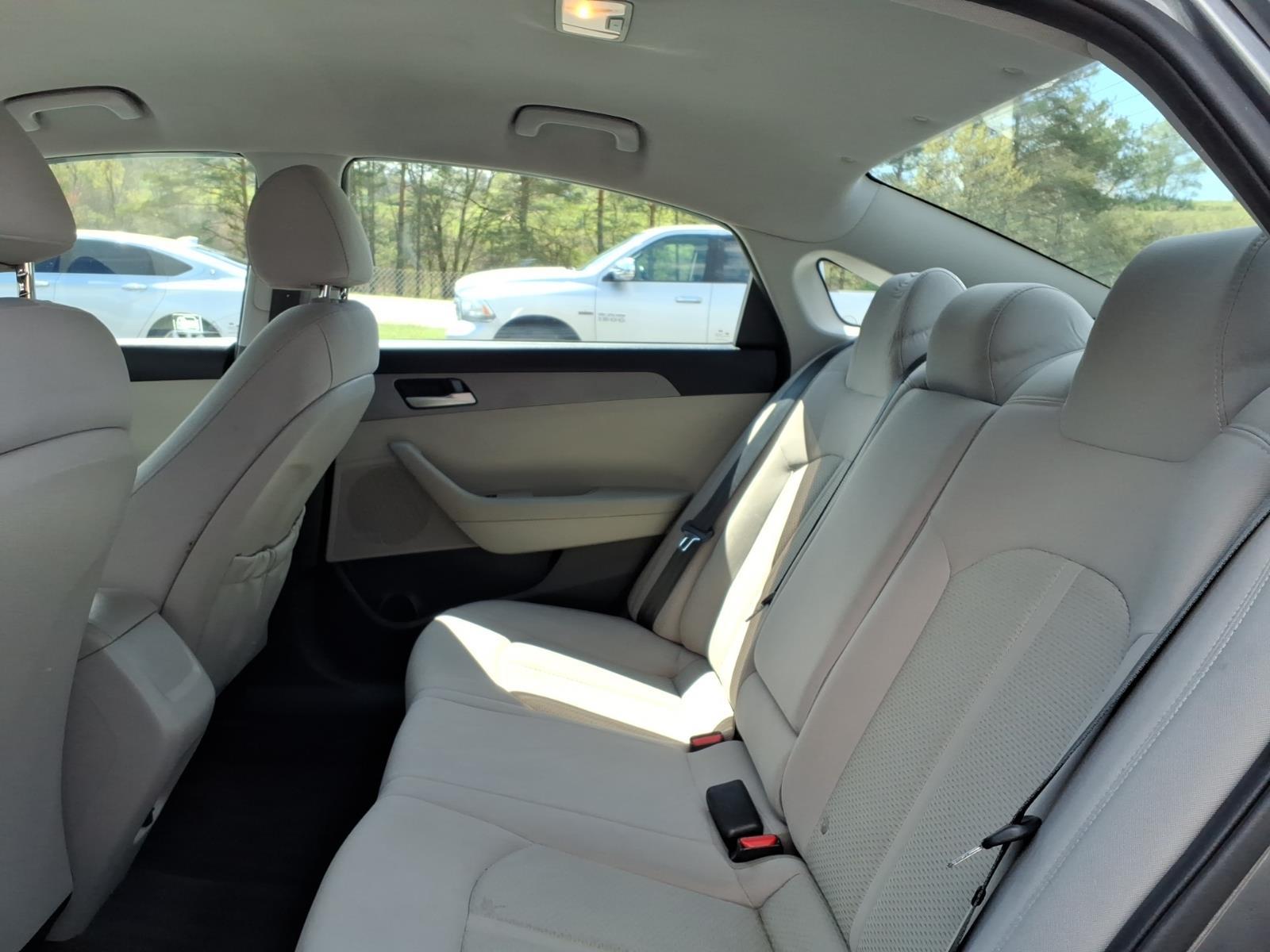 2018 Hyundai SONATA Eco - 8