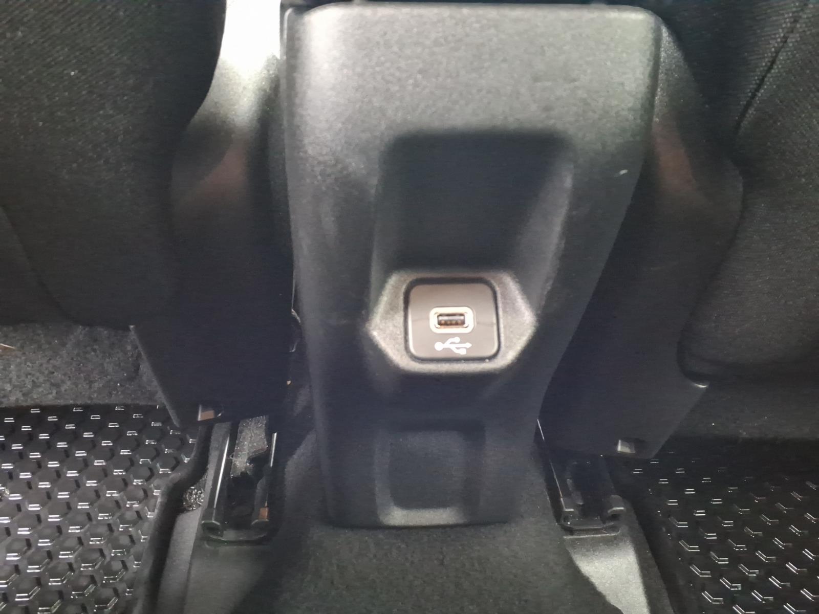 2019 Jeep Renegade Altitude - 8