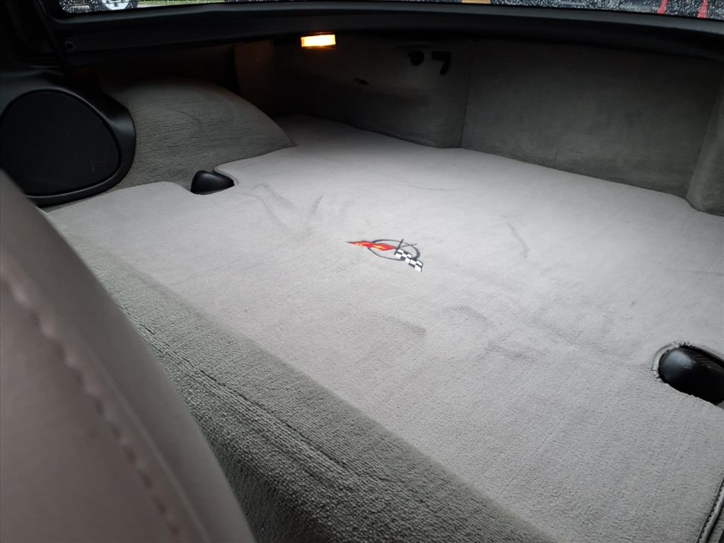 1997 Chevrolet Corvette Base - 8